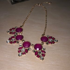 Statement necklace